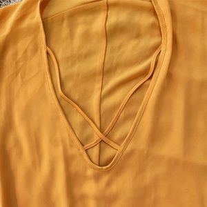 Lush Tops - 🌻 Lush Yellow Top Lush Tops - 🌻 Lush Yellow Top